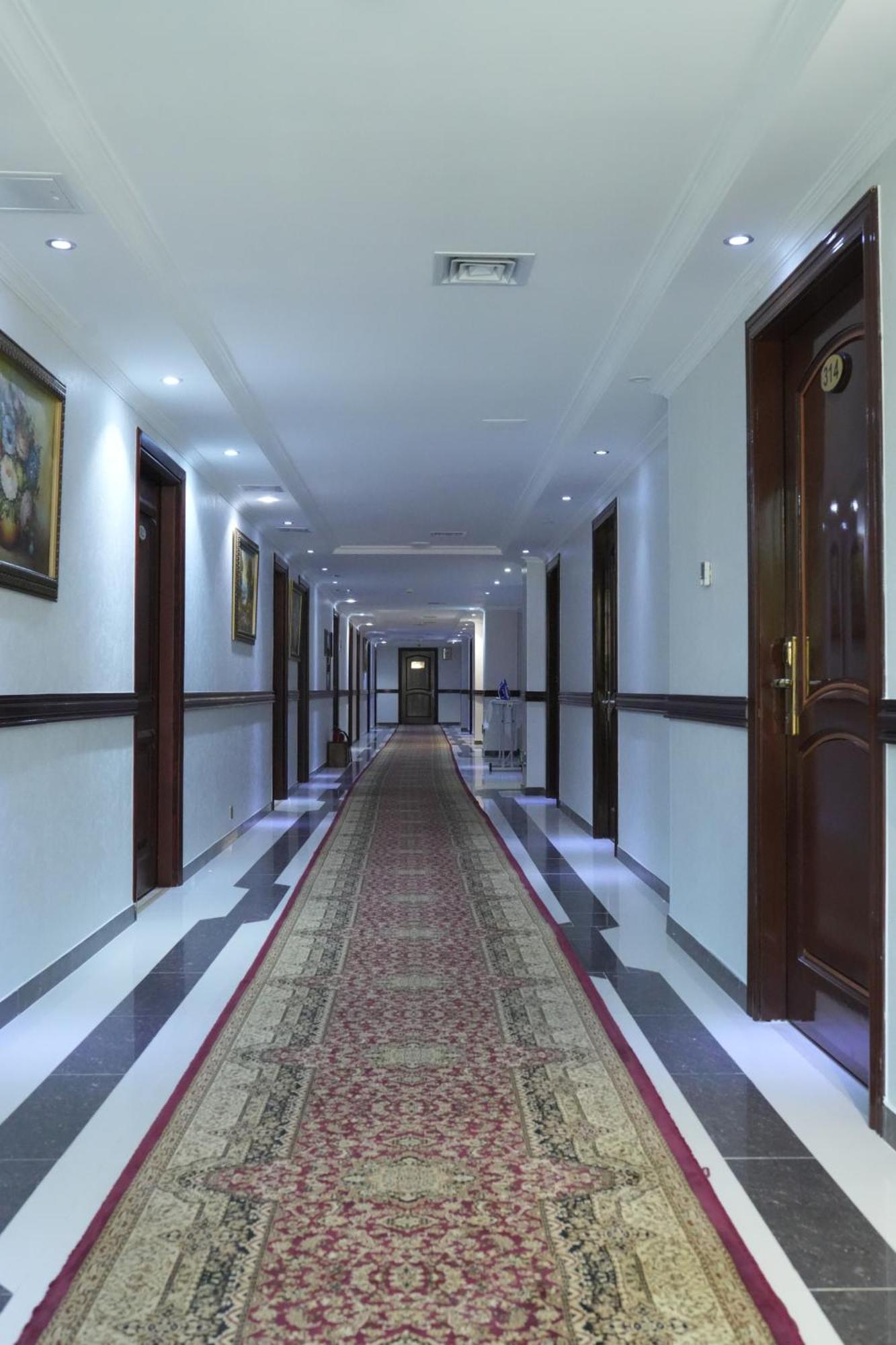 Taj Palace Hotel Душанбе Екстер'єр фото